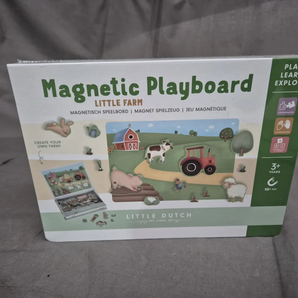 SEALED MAGNETIC PLAYBOARD LITTLE FARM 