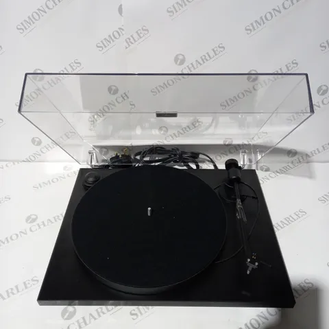 PRO-JECT PRIMARY-E BLACK TURNTABLE