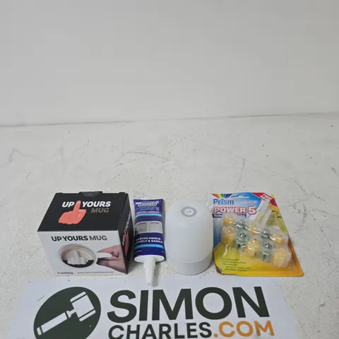 BOX OF APPROXIMATELY 20 ASSORTED HOUSEHOLD ITEMS TO INCLUDE PRISM POWER TOILET RIM BLOCKS, UP YOURS MUG AND A  NIGHT LIGHT