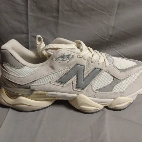 UNBOXED PAIR OF NEW BALANCE SNEAKERS – UK SIZE 9