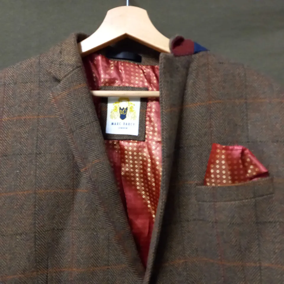MARC DARCY LONDON NELSON BAZER JACKET IN BROWN CHECKER - SIZE 42R