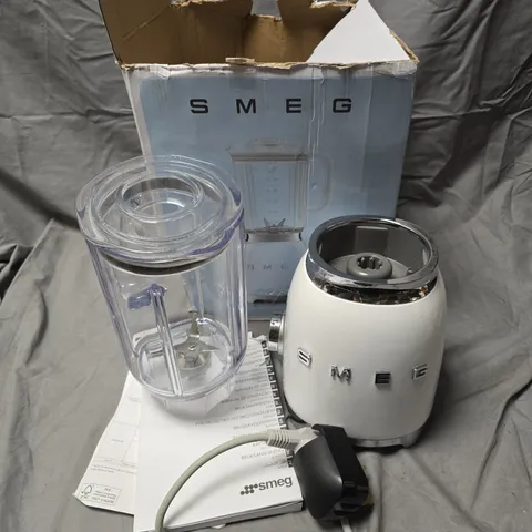 SMEG BLENDER WITH 1.5L TRITAN RENEW JUG – WHITE BASE - COLLECTION ONLY