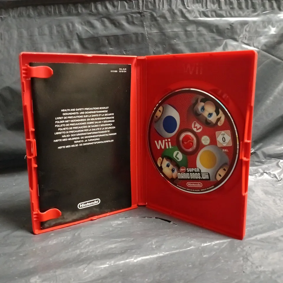 NEW SUPER MARIO BROS. NINTENDO WII VIDEO GAME