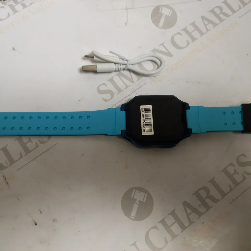 BOXED CHILDRENS SMART WATCH IN BLUE