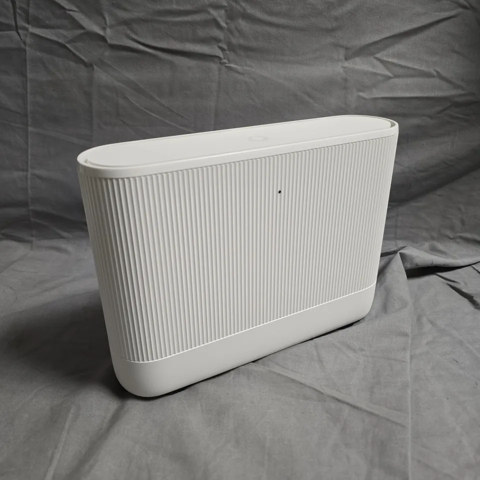 VODAFONE POWER HUB DSL WITH WI‑FI 6 ROUTER – BOXED