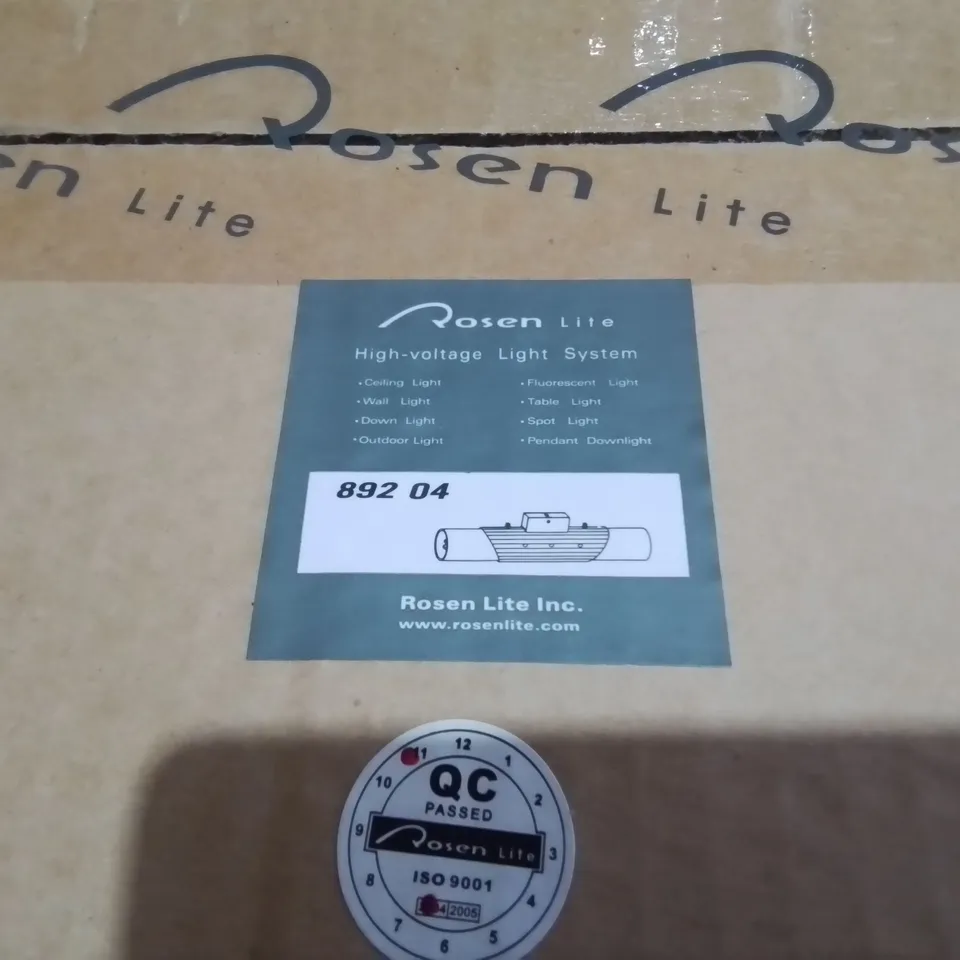 PALLET CONTAINING 9 MULTIPACK BOXES OF ASSORTED LIGHTING ITEMS TO INCLUDE EMCOLITE SUSPENSION LIGHTS, WIRED SPOTLIGHTS AND SUNBEAM BULBS