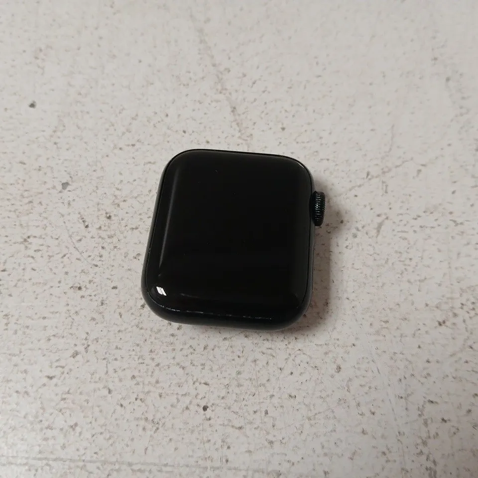APPLE WATCH SERIES SE 2 40MM GPS ALUMINIUM MIDNIGHT