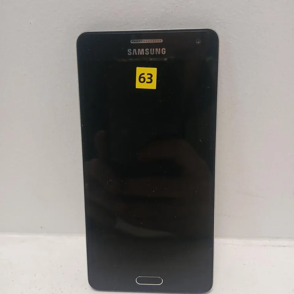 SAMSUNG GALAXY A5 (2015) – 16GB – UNLOCKED