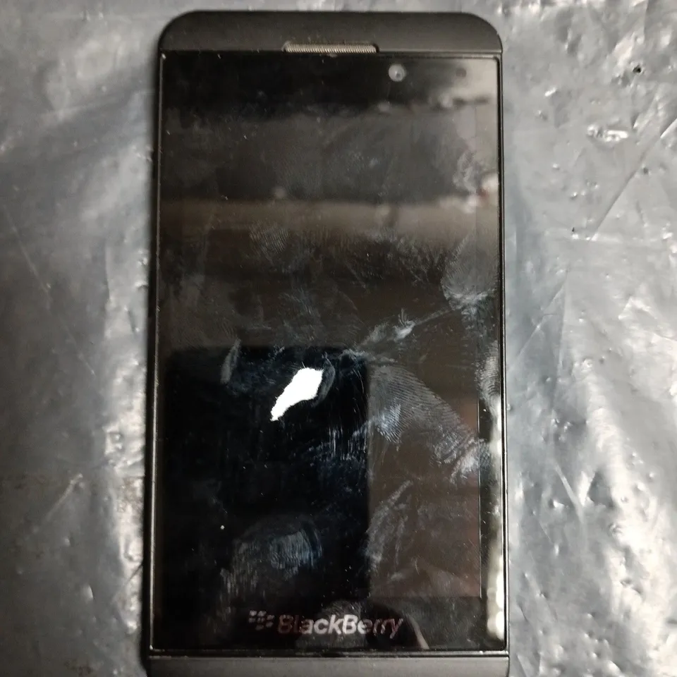 BLACKBERRY Z10 STL100-2 MOBILE PHONE