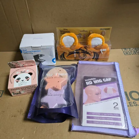 APPROXIMATELY 10 ASSORTED HEALTH & BEAUTY PRODUCTS TO INCLUDE WIG CAP, BATH FIZZERS, SPA HEADBAND ETC
