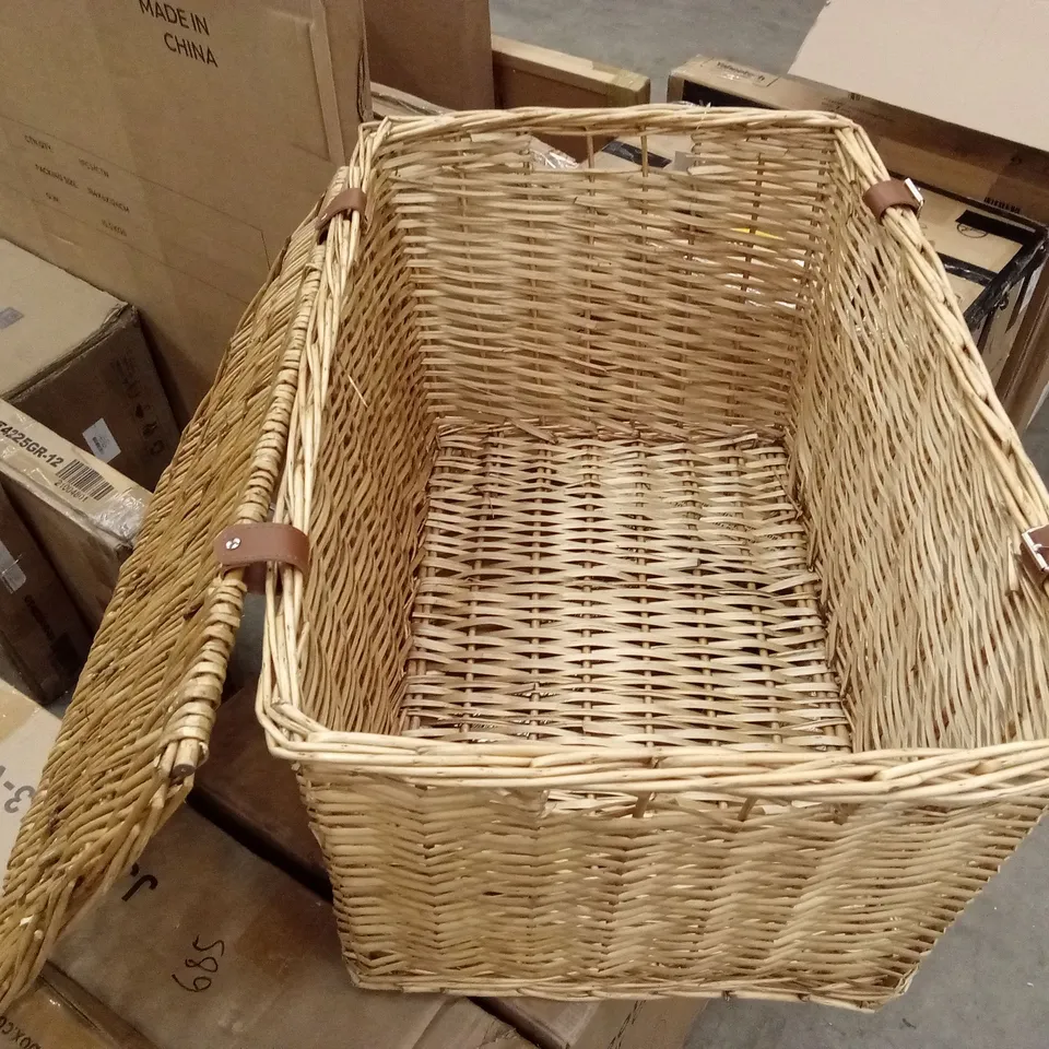 BOXED WICKER HAMPER H37 x W60 x D41cm