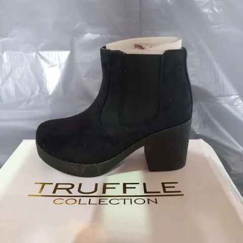 BOXED TRUFFLE COLLECTION STAR BLACK SYNTHETIC ANKLE BOOTS SIZE 3