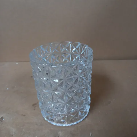 VICTORIA SPARE GLASS LIGHT SHADE 