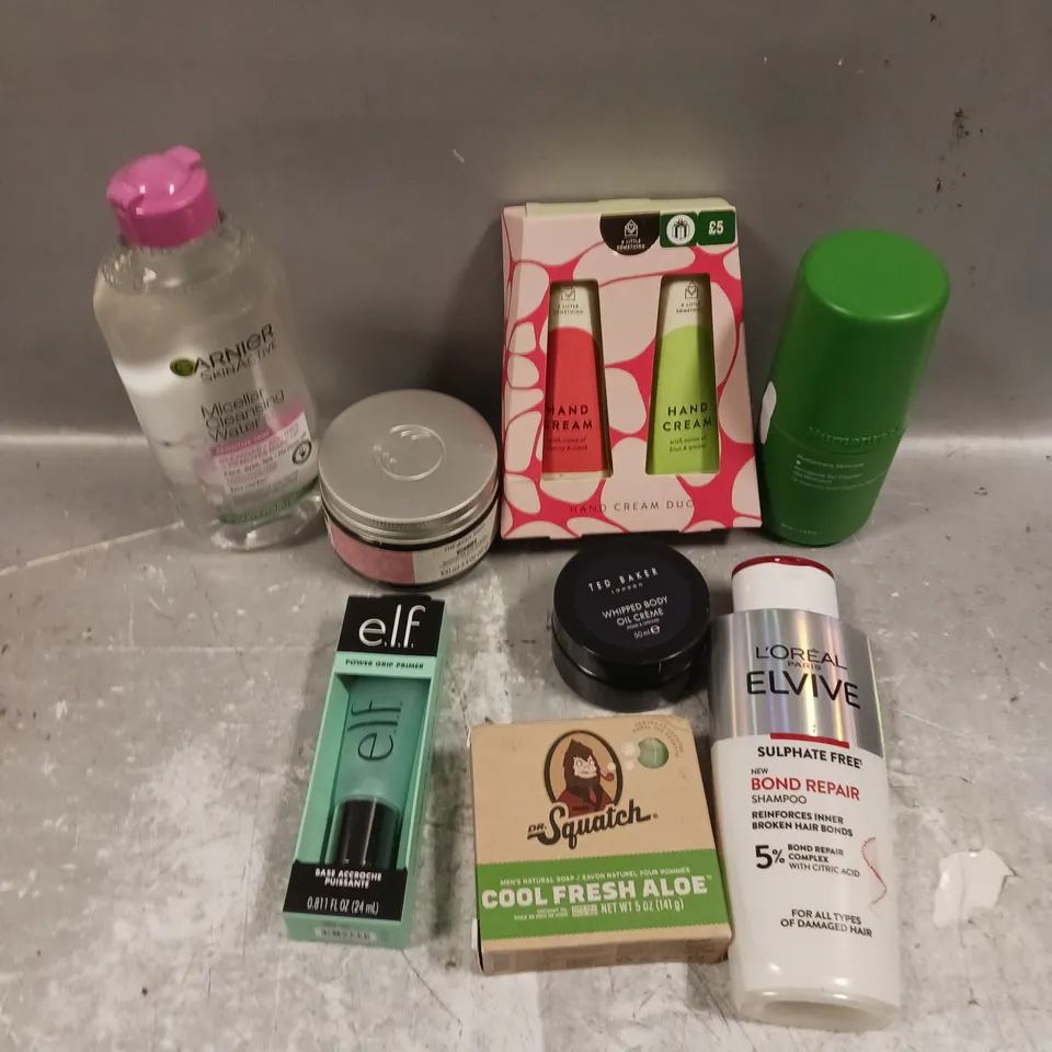 APPROXIMATELY 20 ASSORTED COSMETICS ITEMS TO INCLUDE DR SQUATCH SOAP, CLEANSING WATER, TED BAKER WHIPPED OIL CREAM ETC 