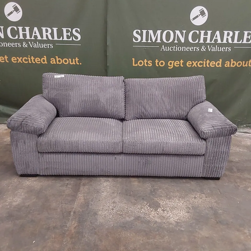QUALITY DESIGNER 3 SEATER UPHOLSTERED SOFA 