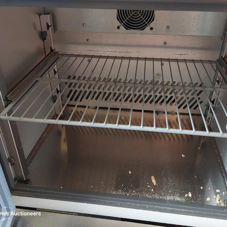 WILLIAMS UNDERCOUNTER FRIDGE H5CU HC R2