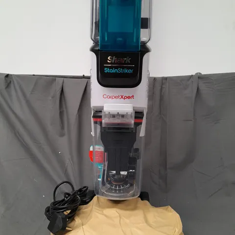 SHARK CARPET XPERT DEEP CARPET CLEANER & BUILT IN STAIN STRIKER EX200UK - COLLECTION ONLY