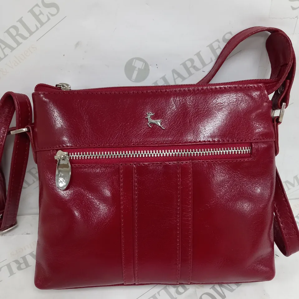 ASHWOOD LEATHER RED SMALL HAND BAG 