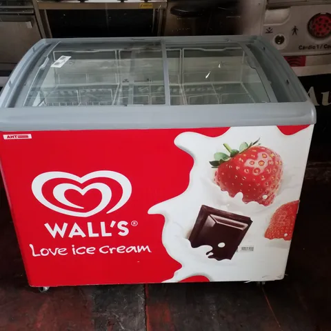 WALL'S ICE CREAM FREEZER