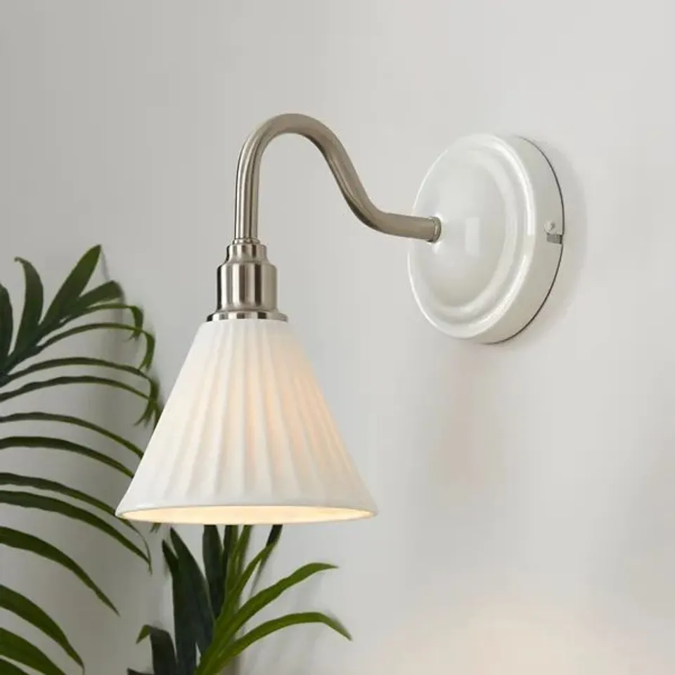BOXED LILBOURNE RIBBED CERAMIC WALL LIGHT