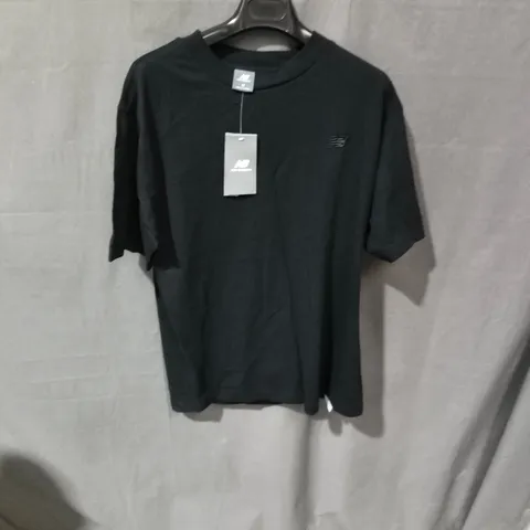 NEW BALANCE RELAXED FIT T-SHIRT – BLACK, MEN'S – SIZE M
