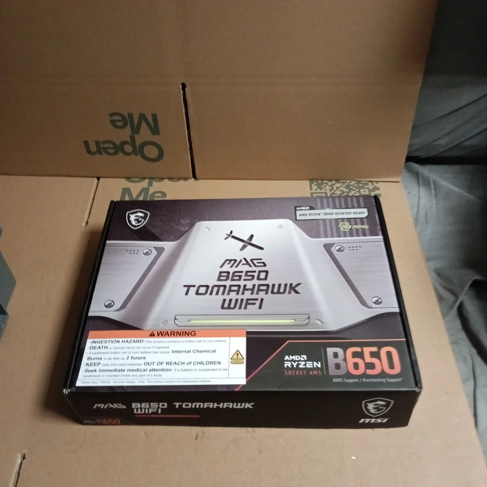 MSI MAG B650 TOMAHAWK WIFI MOTHERBOARD – AM5 SOCKET, BOXED