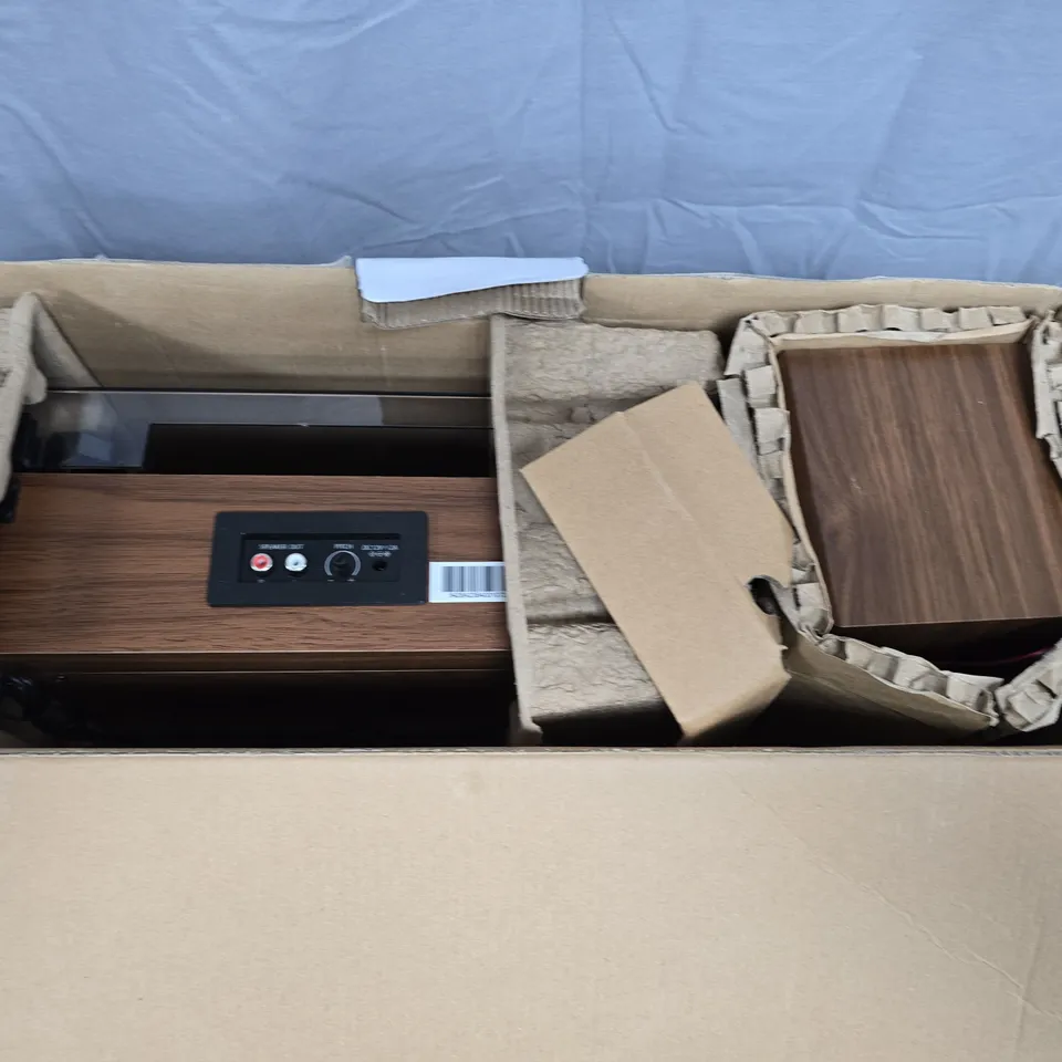 Lenco MC-160WD Stereo System with Turntable – Boxed