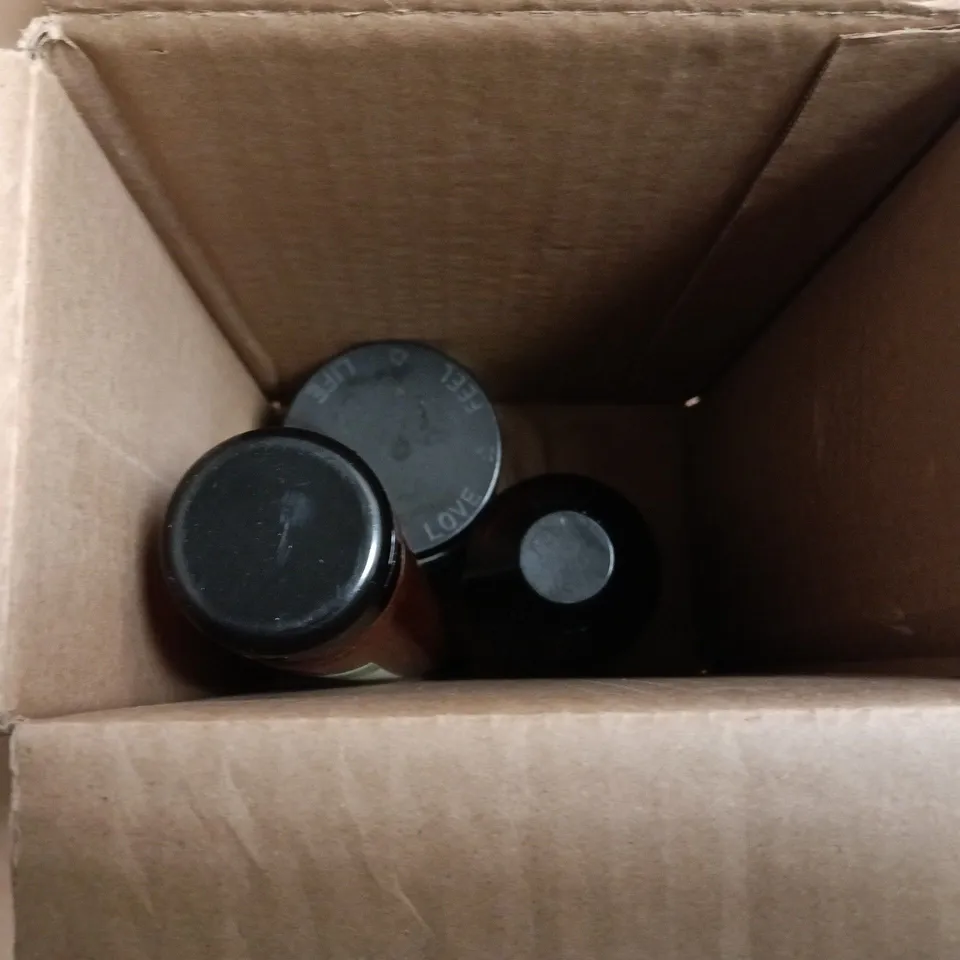 BOX OF 7 INSIGHT HAIRCARE PRODUCTS TO INCLUDE HOLD CEMENT GEL, ELASTIC MOULDING WAX AND RESTRUCTURISING CONDITIONER