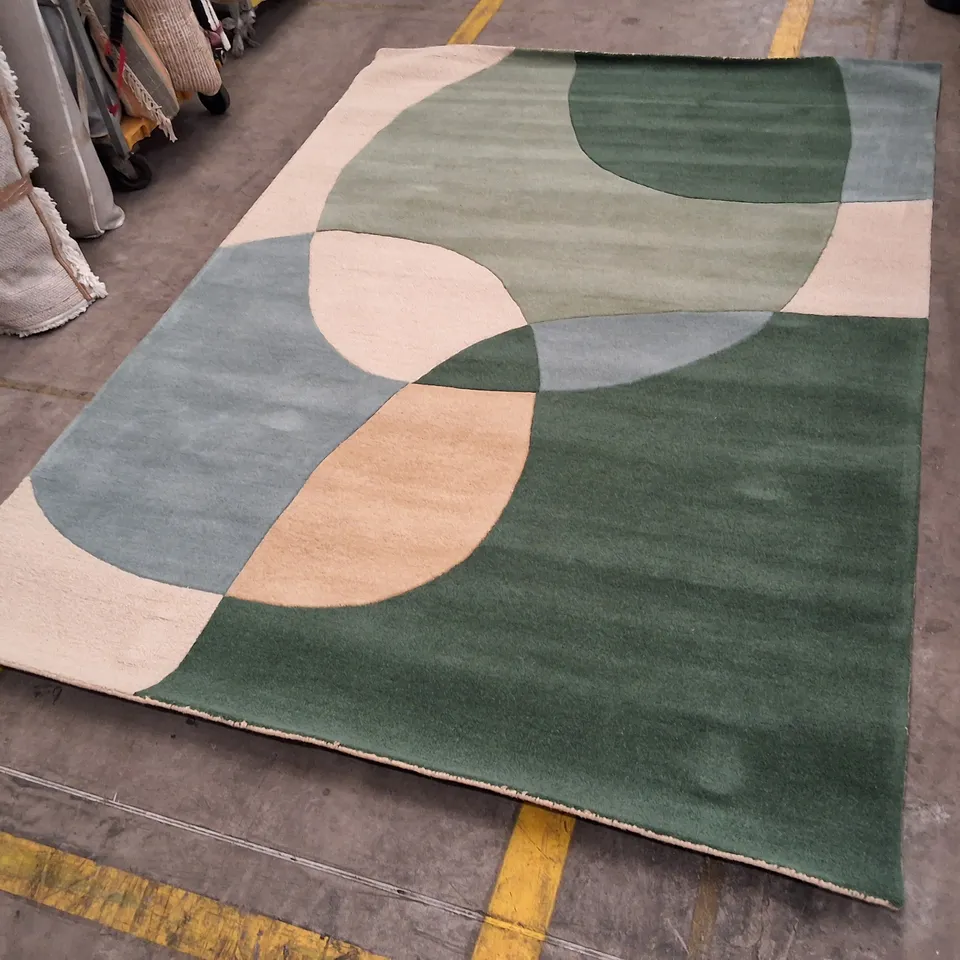 GEOMETRIC ABSTRACT AREA RUG – GREEN, BLUE AND CREAM TONES APPROXIMATELY 200×290CM