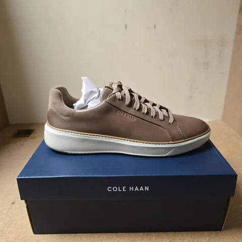 COLE HAAN TOPSPIN SNEAKER, BROWN LEATHER – UK 12 