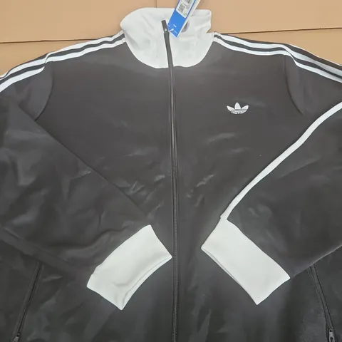 ADIDAS ORIGINALS TRACK JACKET β SIZE XL