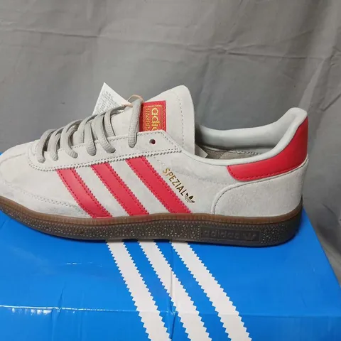 ADIDAS ORIGINALS HANDBALL SPEZIAL SNEAKERS – WHITE/GREY WITH PINK STRIPES (UNISEX) SIZE 6.5