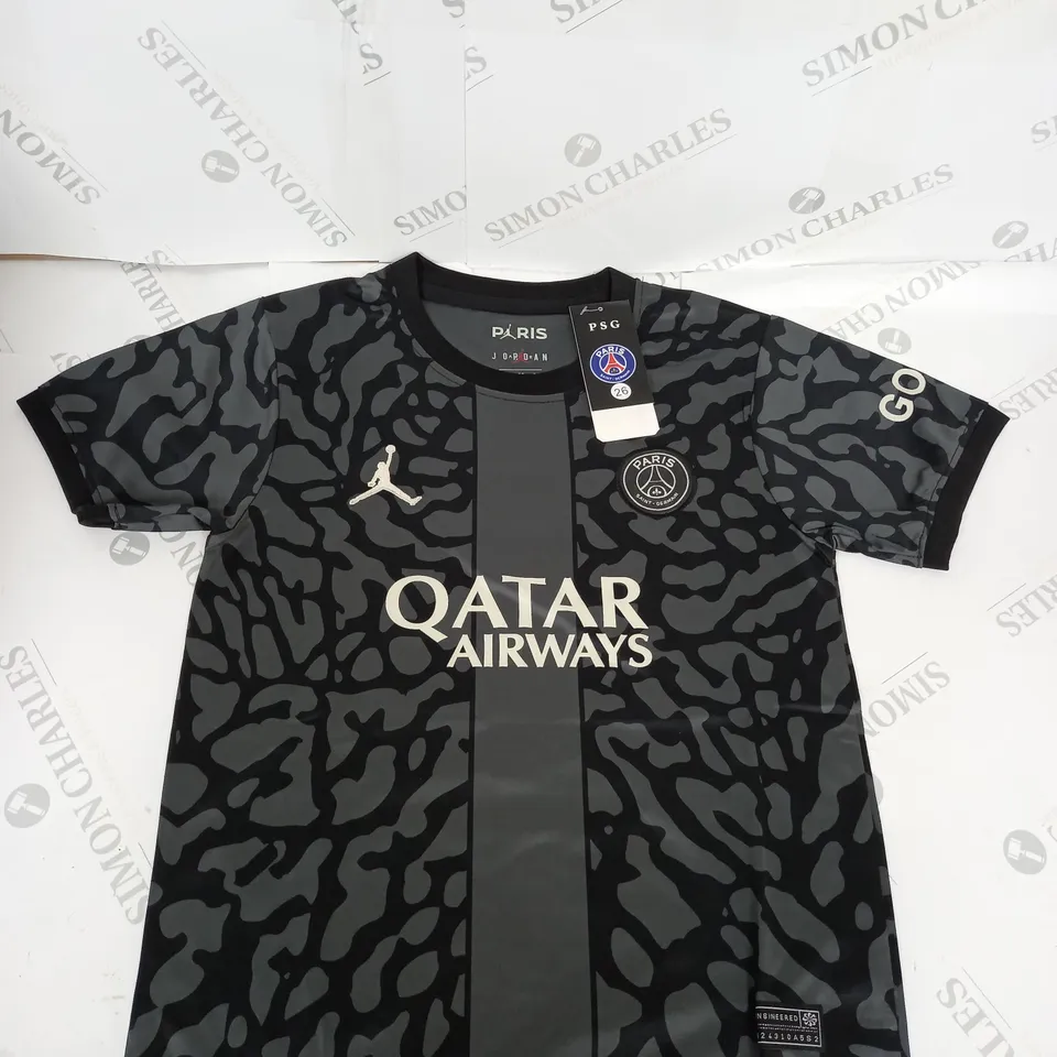 PSG FC AWAY KIT SIZE 26