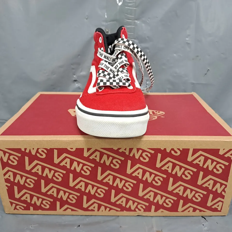 BOXED PAIR OF VANS WARD HI SHOES IN RED/WHITE SIZE UK 1
