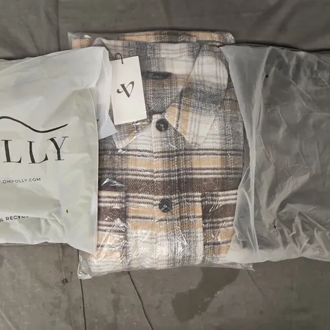 APPROXIMATELY 20 ASSORTED CLOTHING AND FASHION PRODUCTS IN VARIOUS STYLES AND SIZES - COLLECTION ONLY