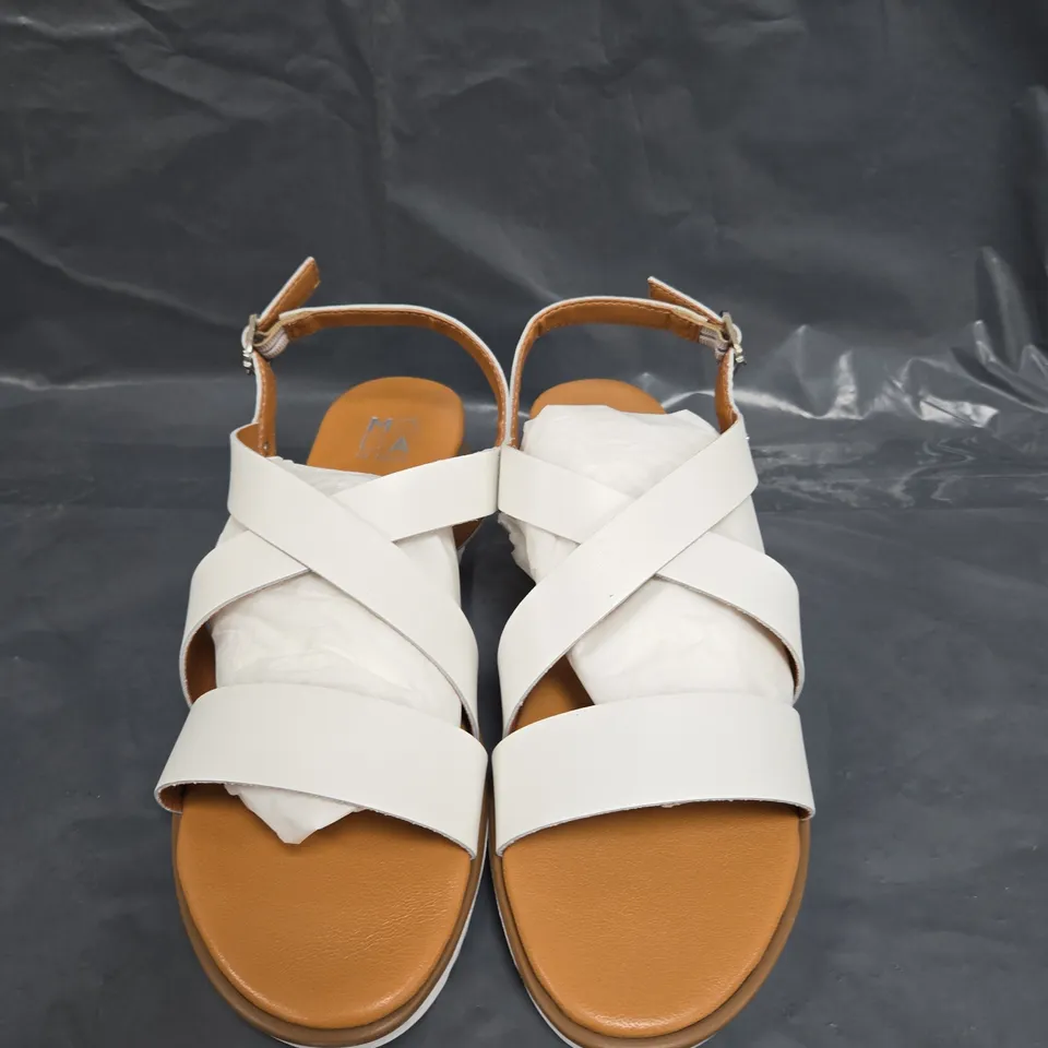 BOXED MODA WEDGE SANDAL WITH CROSS OVER - SIZE 40