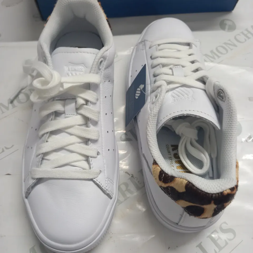 BOXED PAIR OF K-SWISS COURT FRASCO WOMENS TRAINERS IN WHITE - 5