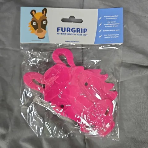 APPROXIMATELY 140 FURGRIP LAUNDRY PET HAIR REMOVERS - HORSE