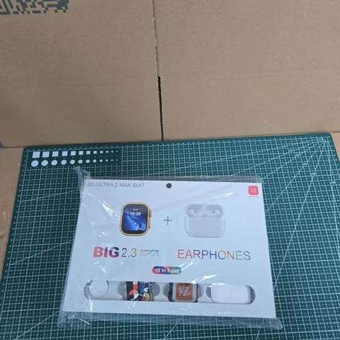 SMARTWATCH WITH WIRELESS EARPHONES – SEALED PACKAGING