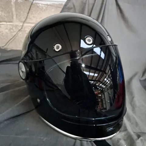 VINTAGE STYLE SPACE MAN BIKER HELMET SIZE SMALL 