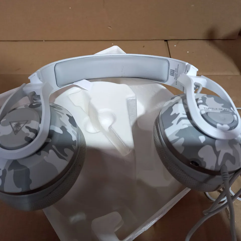 BOXED XBOX TURTLE BEACH WIRED HEADSET