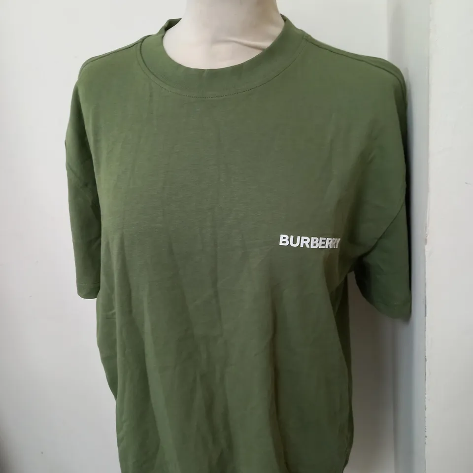 BURBERRY LOGO CASUAL T-SHIRT SIZE M