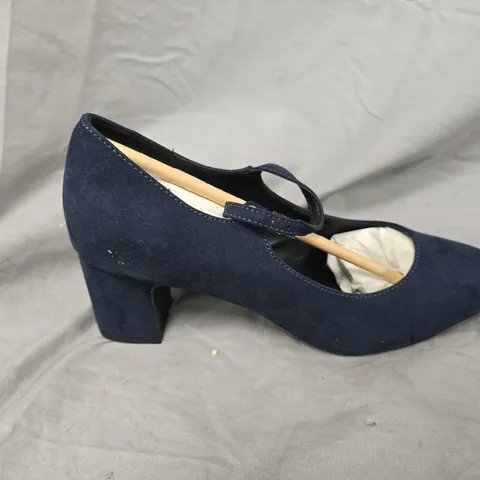 WOMEN'S NAVY SUEDE MARY-JANE HEELS β UK 8 (EU 41, US 10)