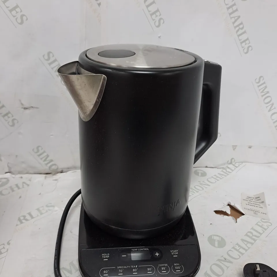 NINJA PERFECT TEMPERATURE KETTLE KT200UK
