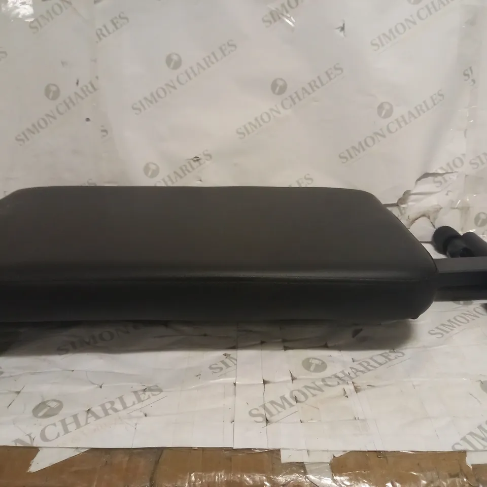 TIGER PIANO SEAT IN BLACK
