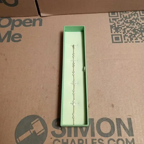 SWAROVSKI CRYSTAL BRACELET IN MINT PRESENTATION BOX 