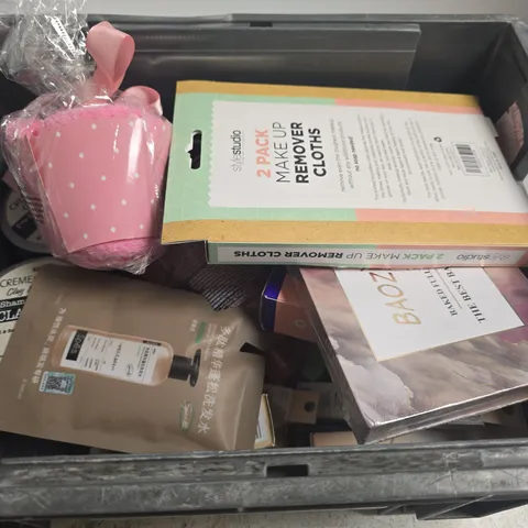 APPROXIMATELY 15 ASSORTED HEALTH & BEAUTY PRODUCTS