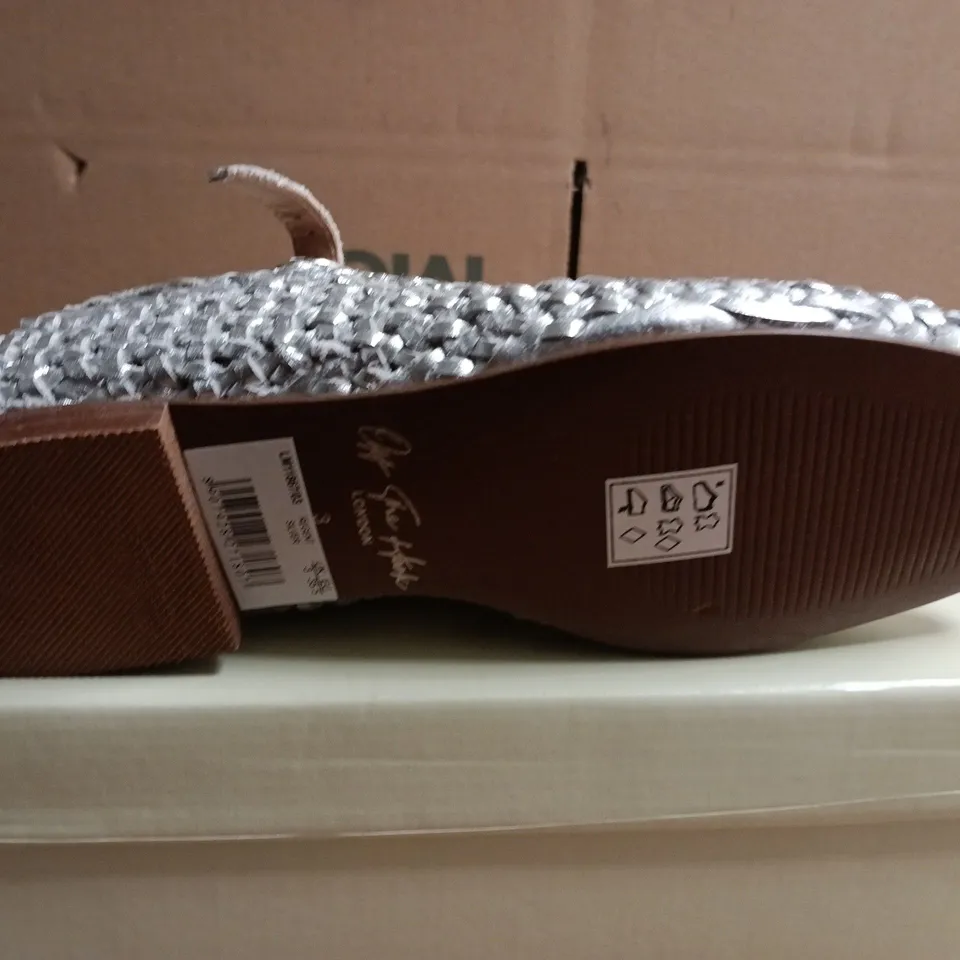 OFF THE HOOK LONDON REGENT SILVER WOVEN FLATS - UK SIZE 3 