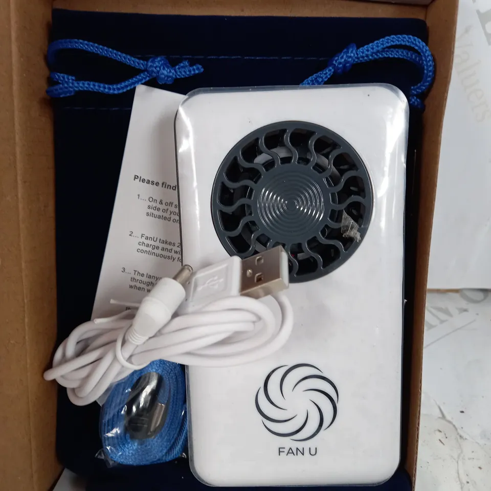 POCKET SIZED FAN WHITE 