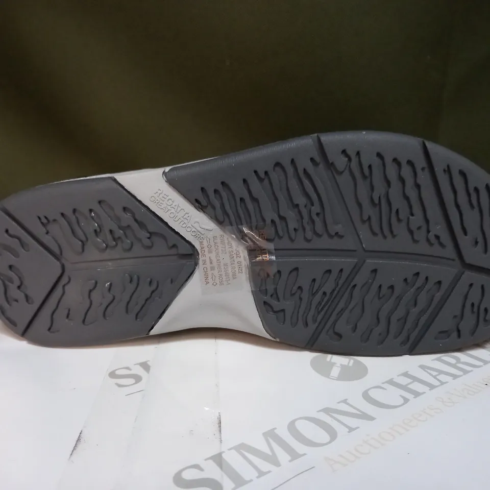 REGATTA LADY ROMA SANDALS SIZE 6